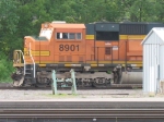 BNSF 8901